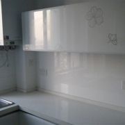 匠心打造·品質(zhì)承諾——太原誠信櫥柜石材加工廠櫥柜加工服務(wù)